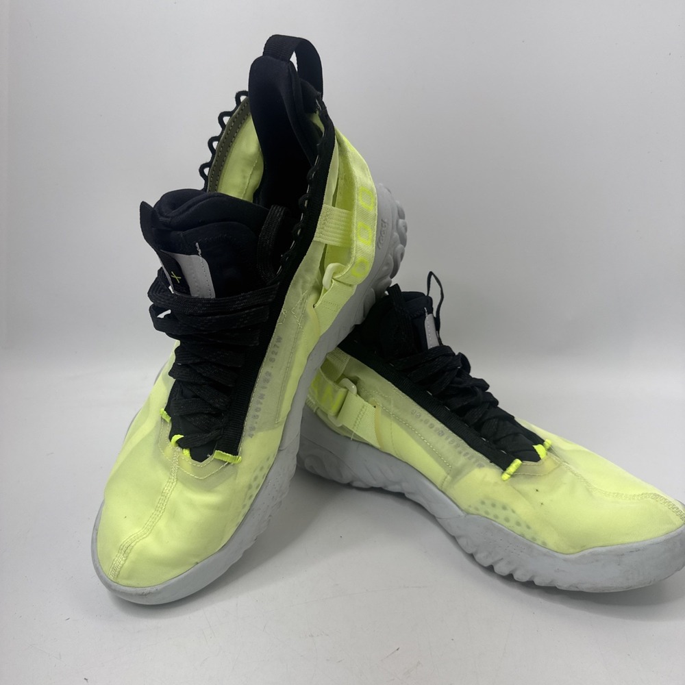 NIKE AIR JORDAN PROTO REACT MENS SNEAKERS BARELY VOLT BV1654-700 Size 10.5